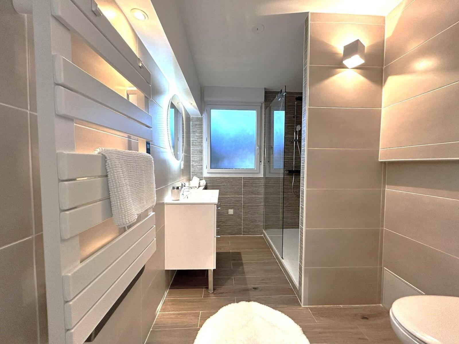 Villa Les Fontaines D'O Castelnau-dʼEstrétefonds Zimmer foto