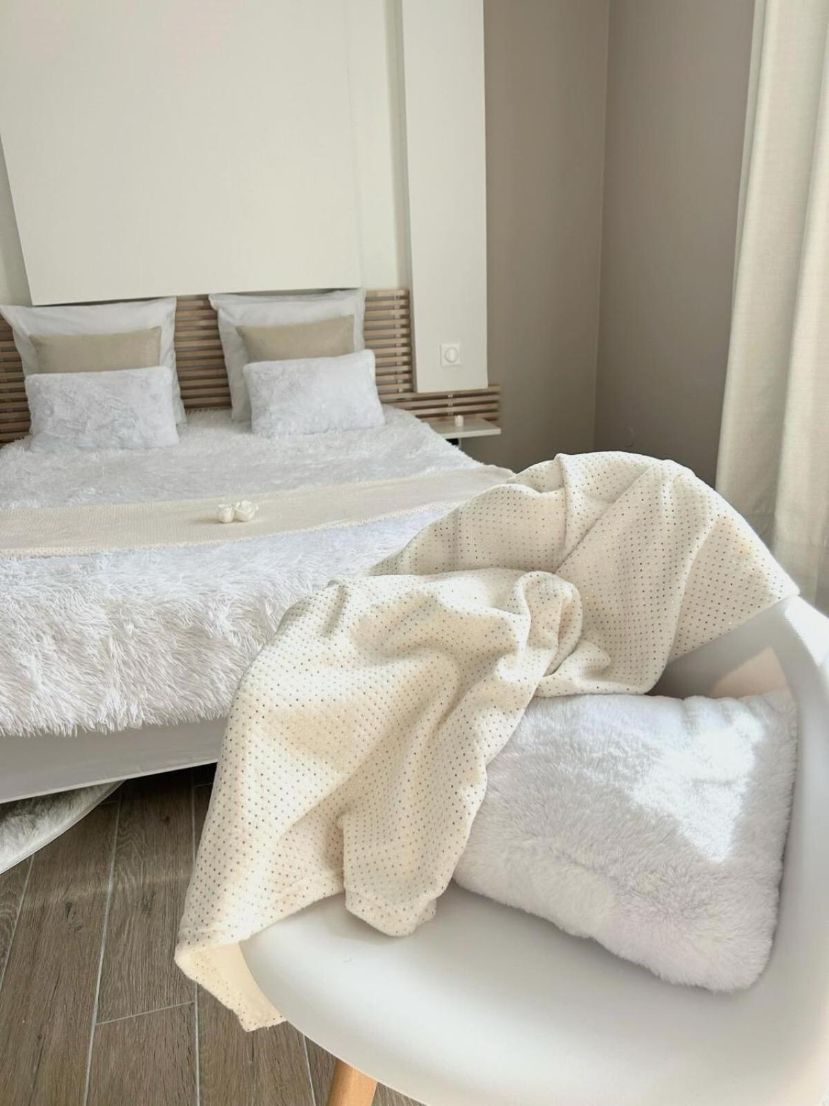 Villa Les Fontaines D'O Castelnau-dʼEstrétefonds Zimmer foto